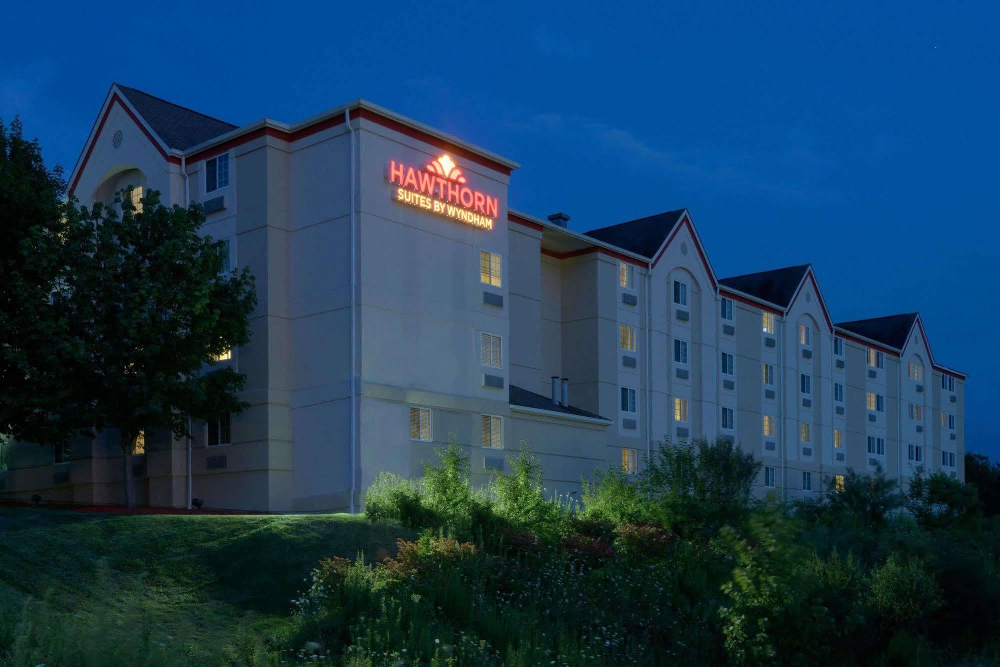 Mainstay Suites Hartford Meriden Exterior foto