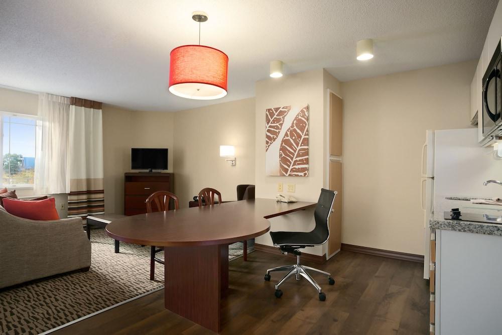 Mainstay Suites Hartford Meriden Exterior foto